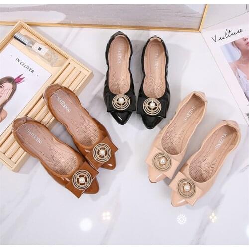 Moccasins Women Leather Shoes Mum Mother Casual Shoes Soft Sole Good Quality 35-41 Solid Color All Match Doug Shoes Flat Heel