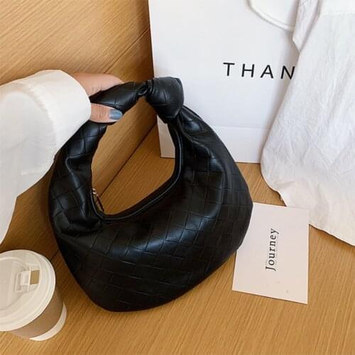 Woven Shoulder Bag Women Luxury 2021 Trendy Simple PU Leather Dumplings Clouds Bag Lady Brand Design Fashion Underarm Handbag