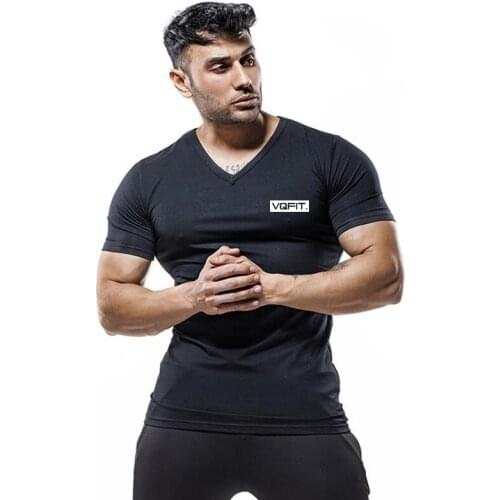 2021 Casual Summer Top Quality Cotton T Shirt Men Solid Color Design V-neck T-shirt Classic Mens Clothing Tops Tee Shirt Men
