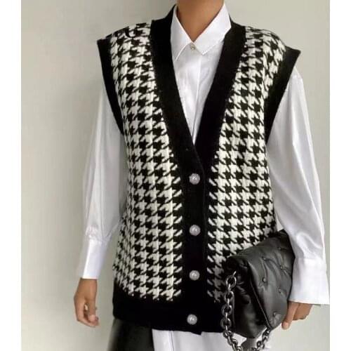 V Neck Houndstooth Sweater Vest Cardigan 2021 White Black Sleeveless Women Autumn Loose Knit Jacket Fashion Sweater Cardigans