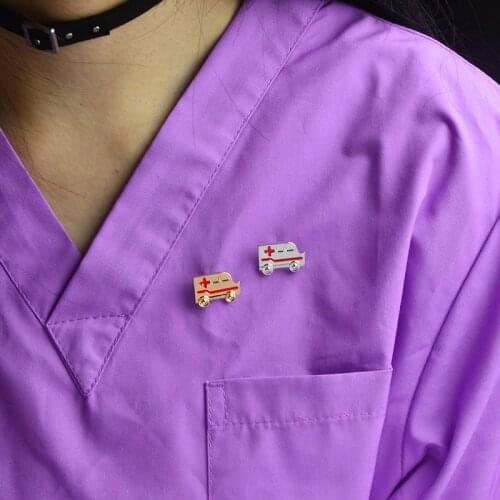 1PCS Originality Personality Metal Hospital Medical Ambulance Icon Decoration Apparel Brooch Backpack Badges Accessories