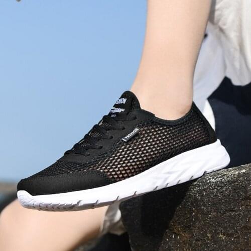 Fashion Summer Women Lightweight Sneakers Outdoor Sport Breathable Mesh Comfort Men Running Shoes Lace Up Casual Couple Trainers