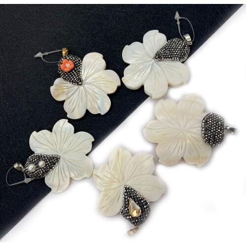 Natural Freshwater Shell Pendant Necklace Flower Jewelry Mother Pearl Shell White Diamond DIY Making Bracelet Accessories Gift