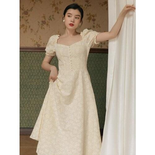 Retro Girl Daisy Floral Romantic Sweet Dress Summer Thin Temperament Square Neck Sexy Elegant Bubble Sleeve Fairy Party Dresses