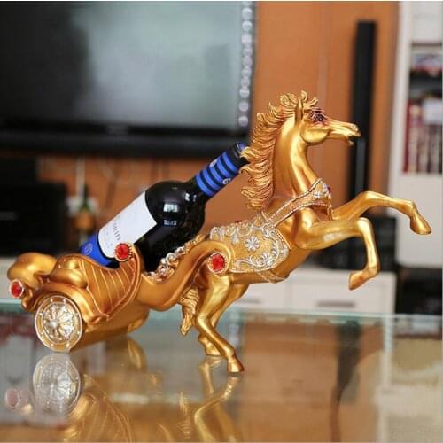 JOYLIVE Wine Placer Resin Crafts Continental Marathon And Elephant Pulling Wine Racks Business Gifts 2021 New Popular