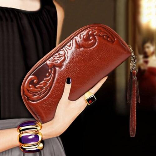 2021 New Womens Wallets Long Leather Engraved Three-dimensional Pattern Wallet Purse The Arrivals Listing Phone Bag