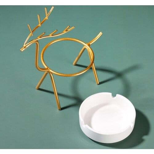 Light Luxury Elk Ceramic Ashtray Personality Golden Deer Office Home Windproof Ashtray Desktop Decoration Accessories
