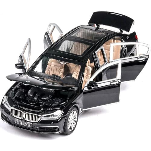1/24 Alloy Diecast Lengthened 760LI Car Model Kids Toy Simulation Metal Vehicles With Lights Pull Back Toys Foam Box Packaged