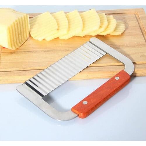 Kitchen Tool Crinkle Cutter Wax Vegetable Soap Wavy Cutter Stainless Steel Potato Carrot Wavy Slicer LX2855