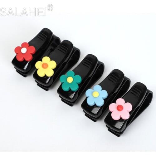 Car Sun Visor Glasses Clip Storage Case 1Pcs 4 Color Cute Flowers Vehicle Sunglasses Fastener Auto Goods Decoration Accessories
