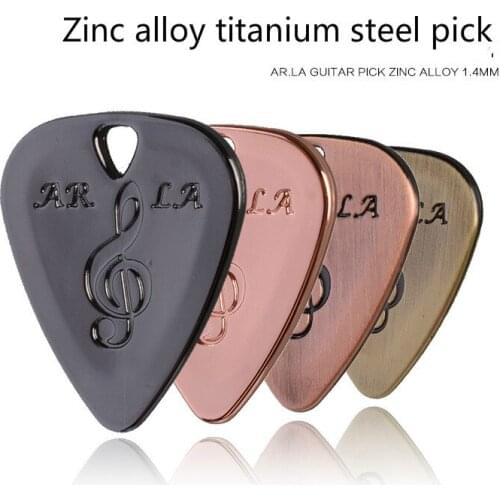 1Pcs Foreign Trade New Metal Guitar Picks Electric Guitar Ballad Acoustic Guitar Zinc Alloy Titanium Steel Picks