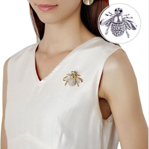 Bee Pin honeybee apis apidae crystal pins wasp broches women fly Badge Brooches wedding dress party insect scarf brooch girls