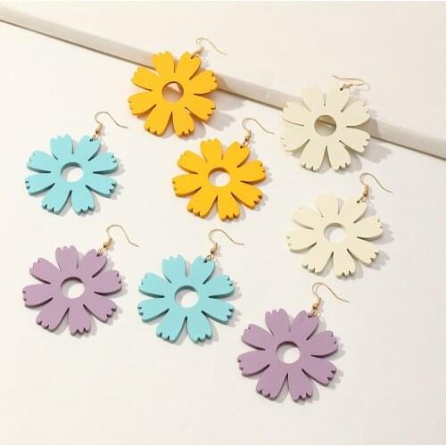 Fashion Hiphop/Rock Hyperbole Wood Texture Earrings Womens Candy Color Flowers Big Flower Dangle Earrings Jewelry for Girls