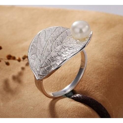 In 2021 Metal Hiphop Rock Finger ring Creative Contracted Fashion Beautiful Simulated Pearl Rings Jewelry Party Gift Rings