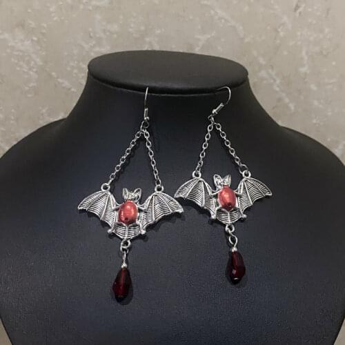Womens Cool Punk Style Bat Earrings Alloy Accessories Gothic Bat Red Drop Oil Pendant Witch Jewelry Halloween Gift