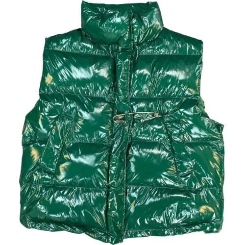 2020 Winter Stand Collar Sleeveless Big Pin Decorative Glossy Fabric Handsome Street Cotton Vest Coat Women Cropped Top