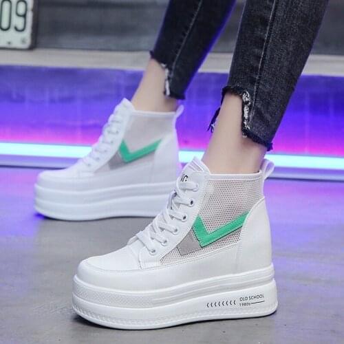 New Sneakers Women Casual Shoes Breathable Flat Anti-Slip Women Sneakers Outdoor Trainers Female Zapatos De Mujer Shoes High-top