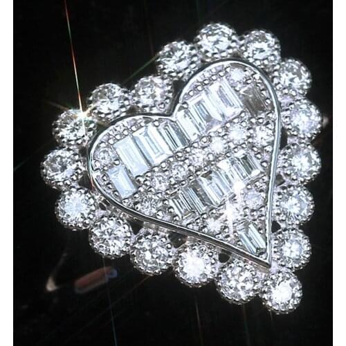 Delicate Geometric Hollow Love Heart Shaped Crystal Rings for Women Charming Full Rhinestones Promise Engagement Jewelry Rings