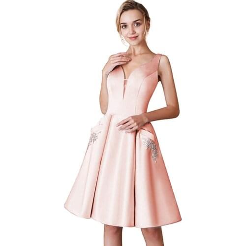 Sweety V-Neck Arabic Homecoming Dresses With Pocket Satin Beads African Knee Length Short Cocktail Gowns Graduation Party Gown