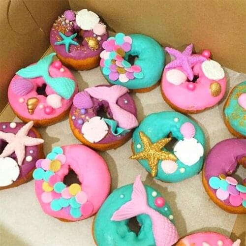 18 Grids 3D Donuts Baking Pan Moulds Silicone DIY Donut Pastry Decorating Mold Kitchen Cake Chocolate for Birthday Party