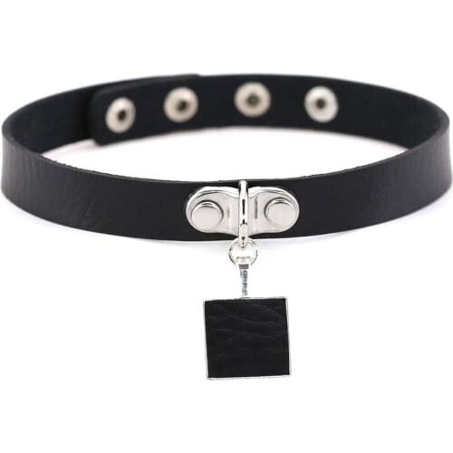 Trendy Sexy Pu Leather Pendant Necklace Women Punk Gothic Black PU Leather Choker Necklace Buckle Belt Jewelry for Women