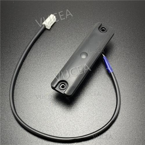 For Toyota Corolla trunk switch button 2007 - 2013 Trunk open button Avensis II 03-06 Corolla Verso 03-09 microswitch