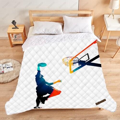 Print on Demand Summer Quilt An Athlete Slamdunking A Basketball Coverlet Picnic Custom Quilts Bedspread on The Bed Dorm Covers