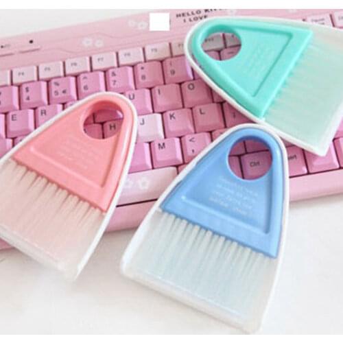 Plastic Mini Broom Dustpan Keyboard Brush Set Table Desk Keyboard Cleaning Tool Random Color
