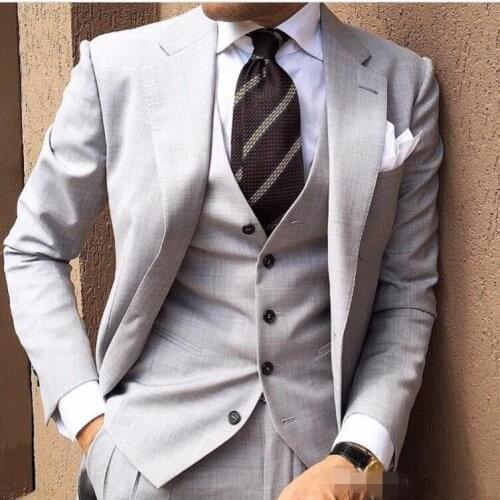 Handsome Grey Groom Tuxedos Notch Lapel Groomsman Wedding 3 Piece Suit Men Business Prom Jacket Blazer(Jacket+Pants+Tie)
