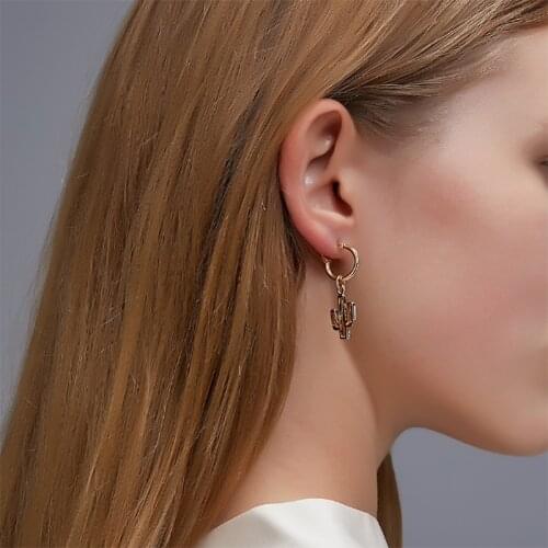 Alloy Plant Cactus Shaped Pendant Circle Earrings Women Gold Silver Color Charm Buckle Huggies Hoop Earrings Ear Ring Jewelry