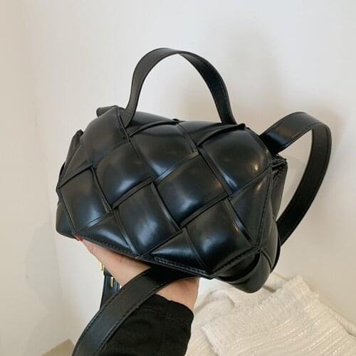 Luxury Designer Women Shoulder Bag Triangular Buckle Weave Pu Leather Tote Bags Lady New Fashion Plaid Padded Messenger Handbag