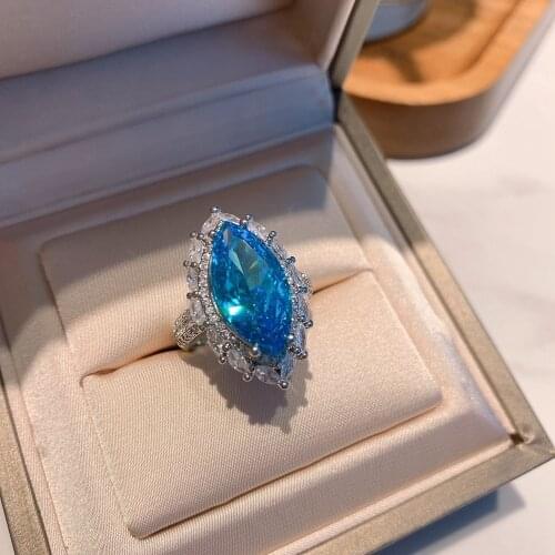 Elegant 100% 925 Sterling Silver Marquise Cut 9*18 MM Aquamarine Created Moissanite Gemstone Cocktail Ring Ladies Fine Jewelry