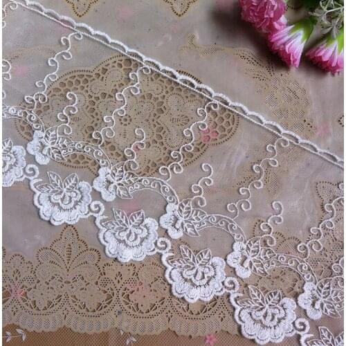2016 New 3 Meters/Lot 13cm/5.2'' DIY Lace Trims Hollow Out Design Embroidery Lace Ribbon Wedding Bride Dress Sewing Craft