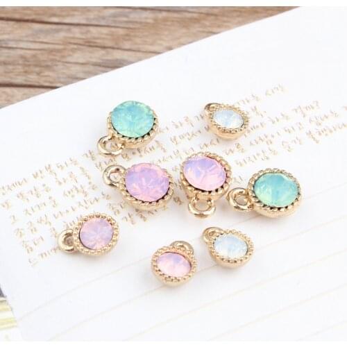Free Shipping 30Pcs DIY Jewelry Findings Acrylic Jelly Stone Paved Gold Tone Alloy Floating Pendants Necklace Round Charm
