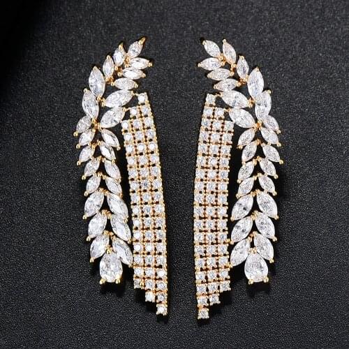 LARRAURI Trendy Big Stud Earrings For Women Girl Essential Accessories Formal Work Best Romantic Earring Festival Gift