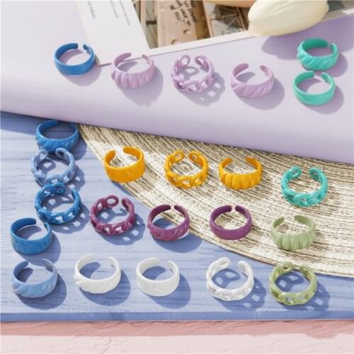 17KM 2021 Trendy Colorful Geometric Resin Chain Rings for Women Irregular Star Dripping Oil Open Rings Jewelry Travel Gifts