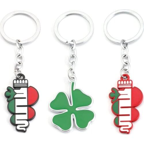 Car Keychain Green Four Leaf Clover Keyring Key Chain Ring Holder for Alfa Romeo 147 156 164 166 159 GT Giulia Giulietta Stelvio