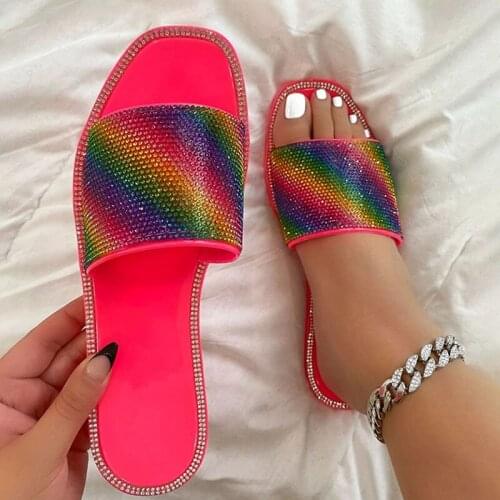 Summer 2021 Flat Slippers Rhinestone Color Ladies Slippers Oversize Rainbow Fashion Casual Design Popular