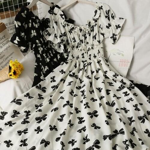 2021 New Style Wooden Ear Side Neckline Short Sleeve Dress with Clavicle Female Folds Waist and Thin Mid-length Skirt