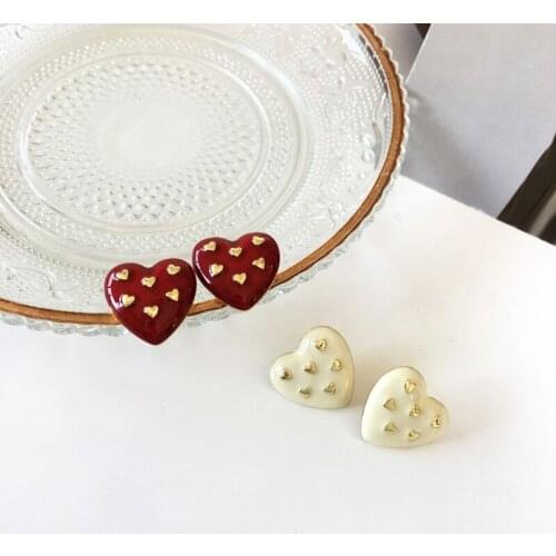 Korean Fashion Red White Color Love Heart Pendant Earrings for Women Ladies Enamel Metallic Dangle Earrings Accessories Hot