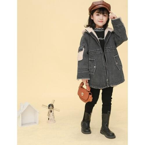 Baby Girls' winter coat 5-13 years old Denim fabric stitching short plush lining thick winter hooded padded trench winter jacket
