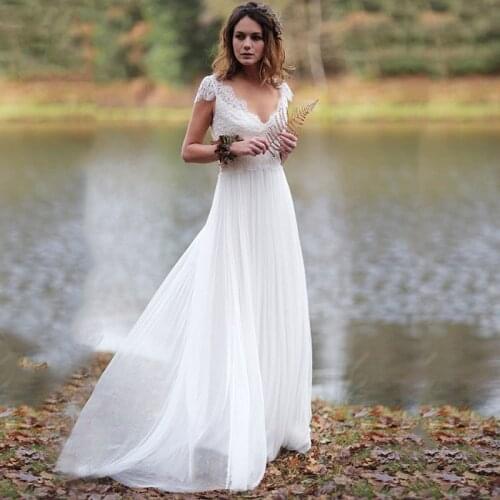 2020 Boho Wedding Dresses V-Neck Cap Sleeves Lace Bohemian Summer Beach Bridal Gown Elegant Floor Length Simple Vestido De Noiva