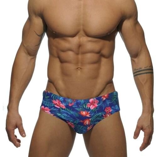 European And American Swimwear Men Quick Drying Triangle Men Swimwear Sexy With Cup Man Swimsuits Low-waist Men Swimming Short