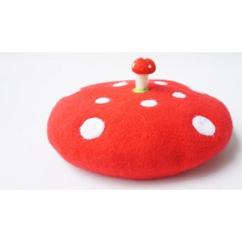 Original hand-made wool felt cute polo point Japanese children mushroom beret painter hat big red autumn winter warm