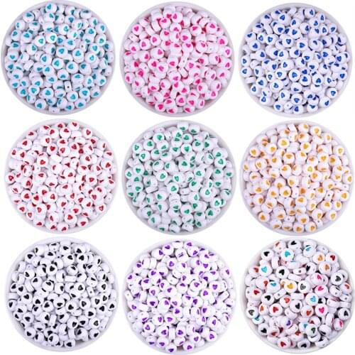 100pcs 7mm Flat Round Alphabet Beads Acrylic Colorful Heart Letter Beads for Charms Jewelry Making DIY Accessories Random Mixed