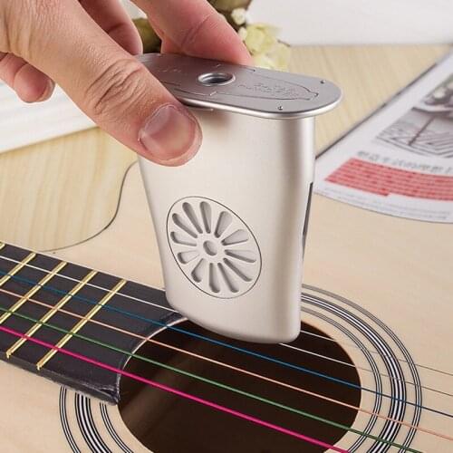 Guitar Sound Hole Humidifier Portable Instrument Protective Moisture Reservoir Prevents Cracking Relieve Dryness Evenly