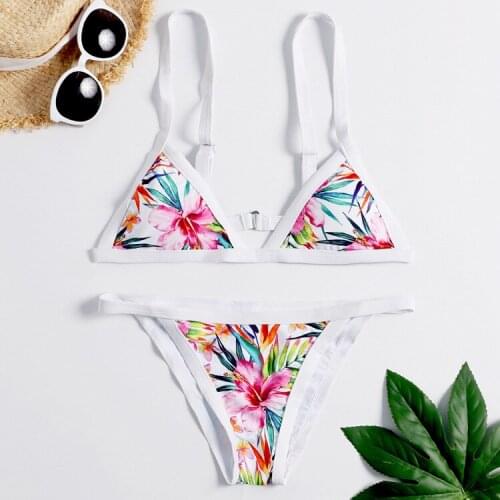 2020 European and American plus size bikini sexy adjustable shoulder strap split swimsuit color printed bikini