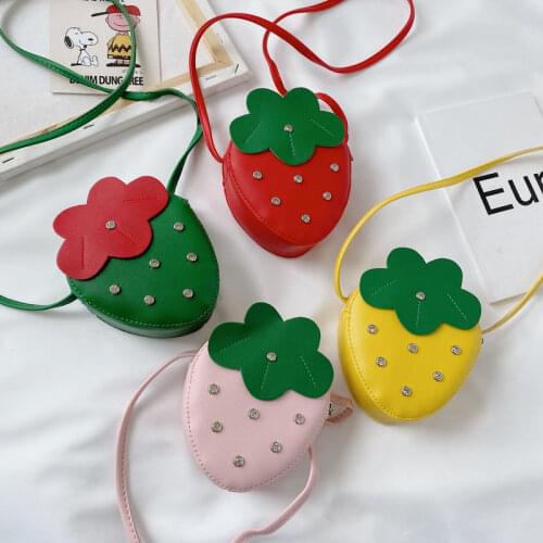 Lovely Children Mini Coin Purse Cute Strawberry Leather Girls Crossbody Bags Baby Girls Princess Money Shoulder Bags Kids Gifts
