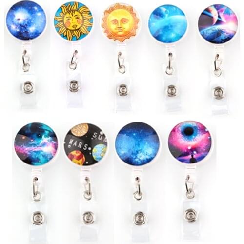 LX729 Hot Sales 1 Piece Planet Sun Retractable Nurse Badge Reel Clip Cartoon Medicine Doctor Students IC ID Card Badge Holder