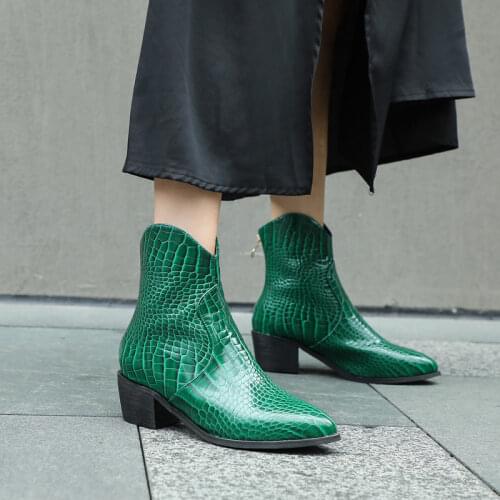 Size 32-43 Ladies Western Boots Women Mid Chunky Heels Cowboy Boots Crocodile Snake Print Gold Shoes Autumn Winter 2021 Female